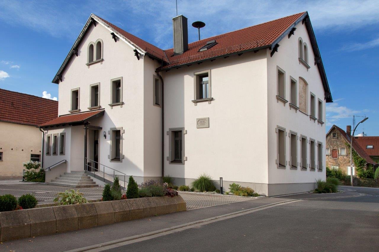 rathaus in hesselbach